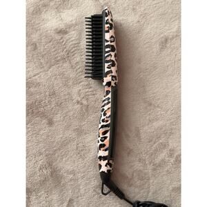 Calista Triangl Pro Heated Detailer Brush in Cheetah EUC